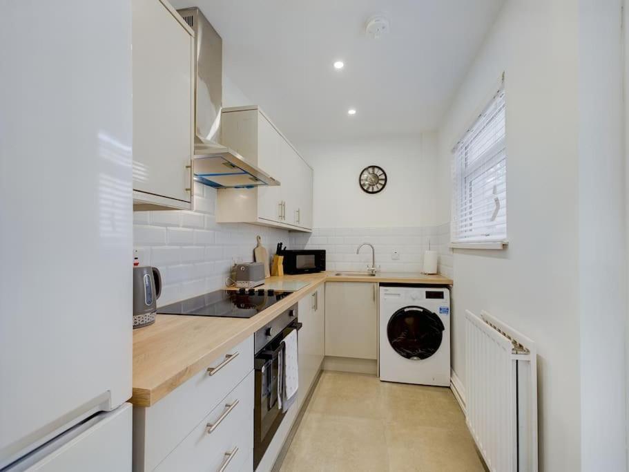 It'S Broadway Baby! Great House Close To City Centre เบลฟาสต์ ภายนอก รูปภาพ